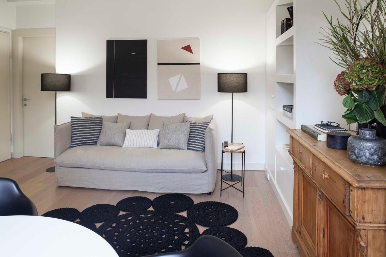 Lily Pads -Elegant Apartment- In The City Center มิลาน ภายนอก รูปภาพ