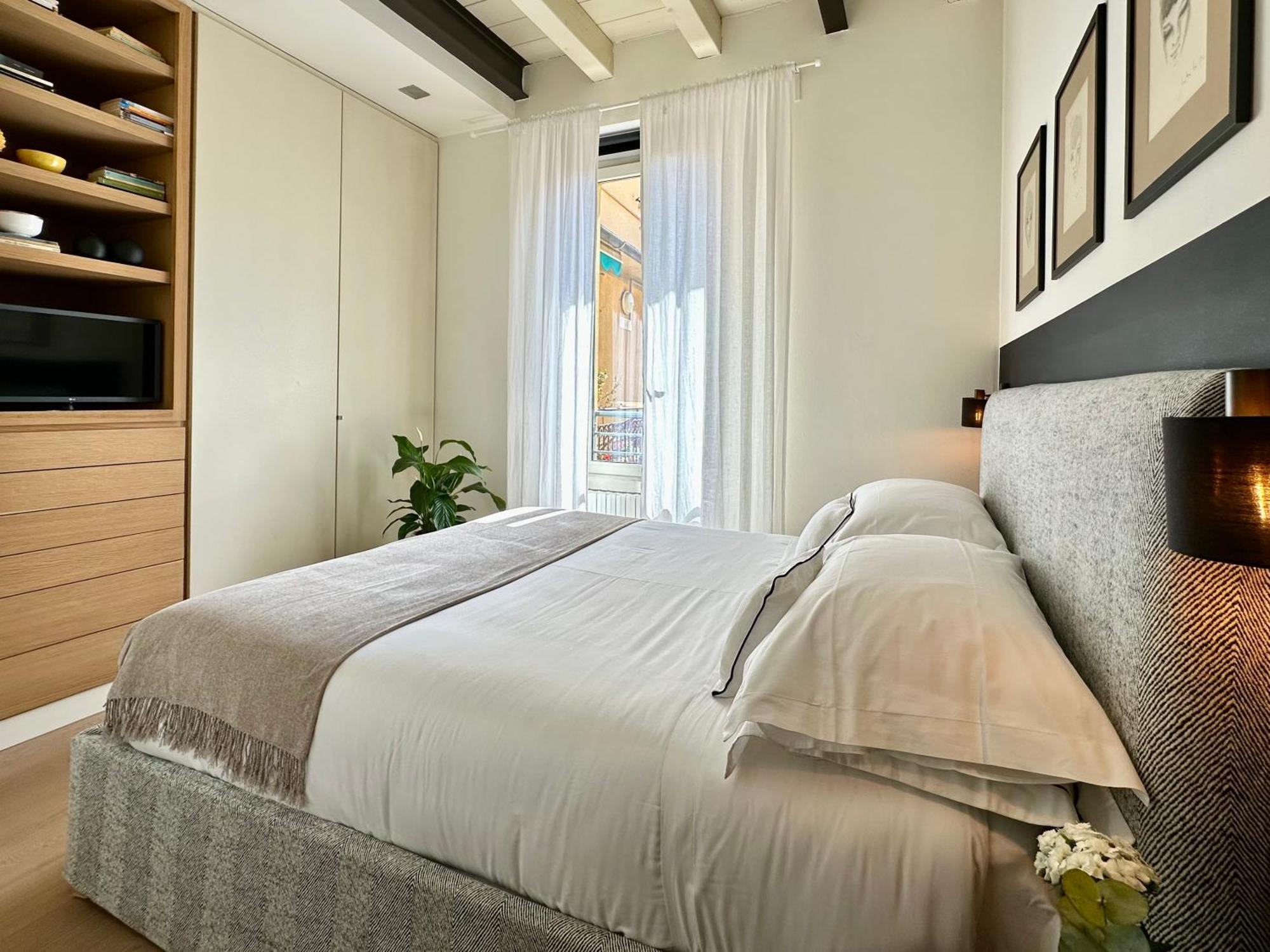 Lily Pads -Elegant Apartment- In The City Center มิลาน ภายนอก รูปภาพ